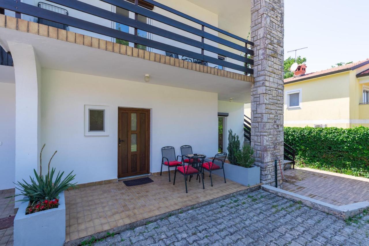 Apartments Villa Verde Новиград Екстериор снимка