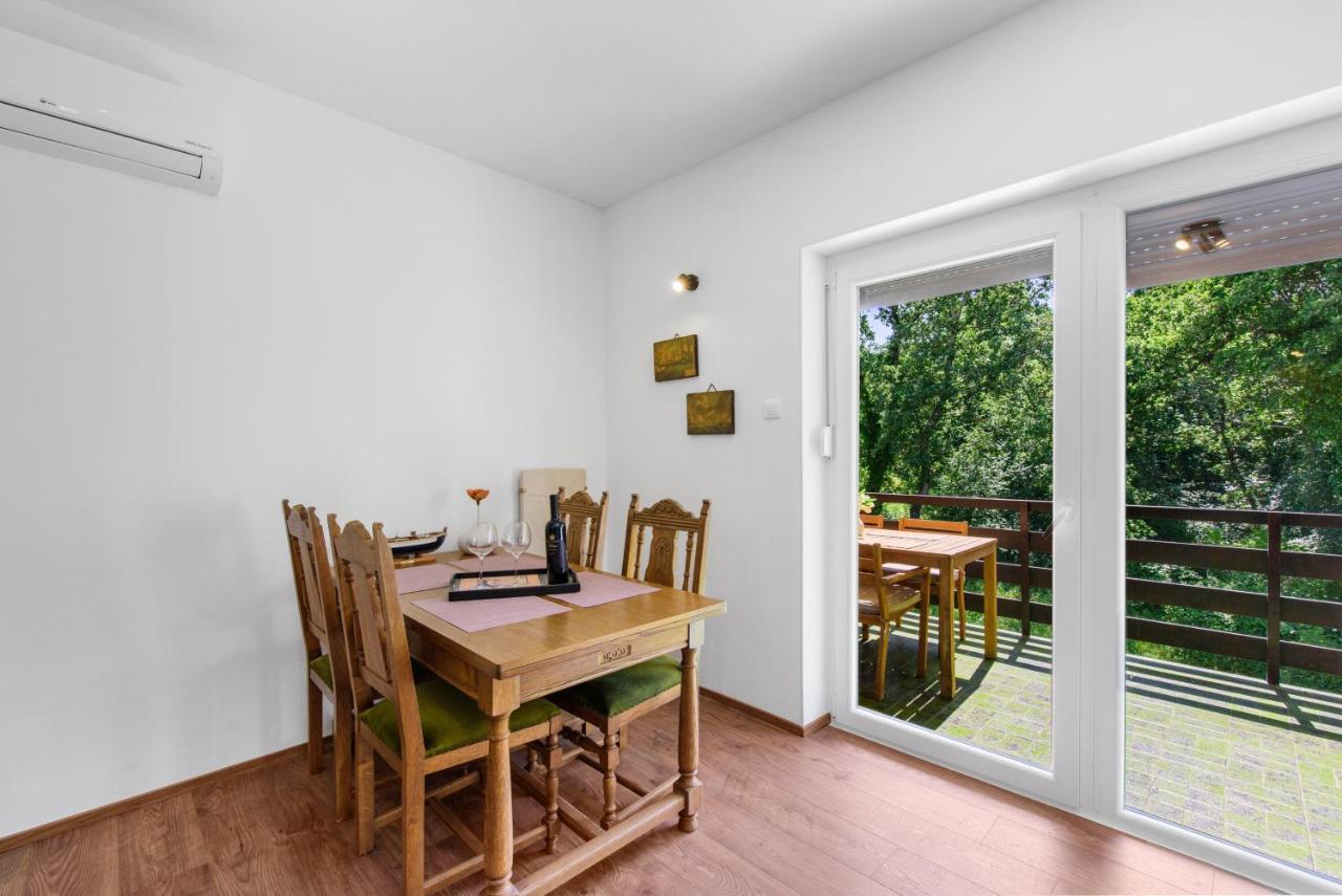 Apartments Villa Verde Новиград Екстериор снимка