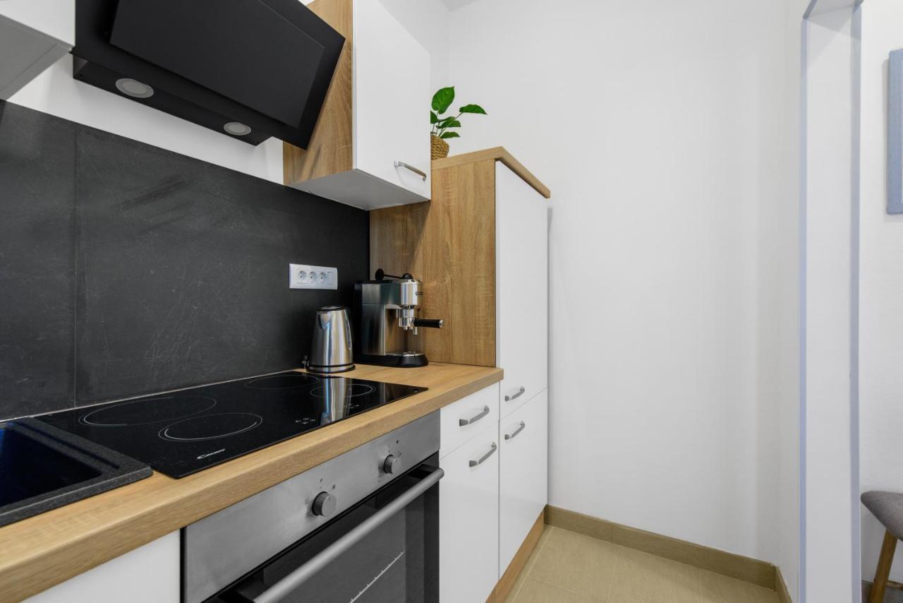 Apartments Villa Verde Новиград Екстериор снимка